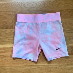Girls M Nike Pro 3”